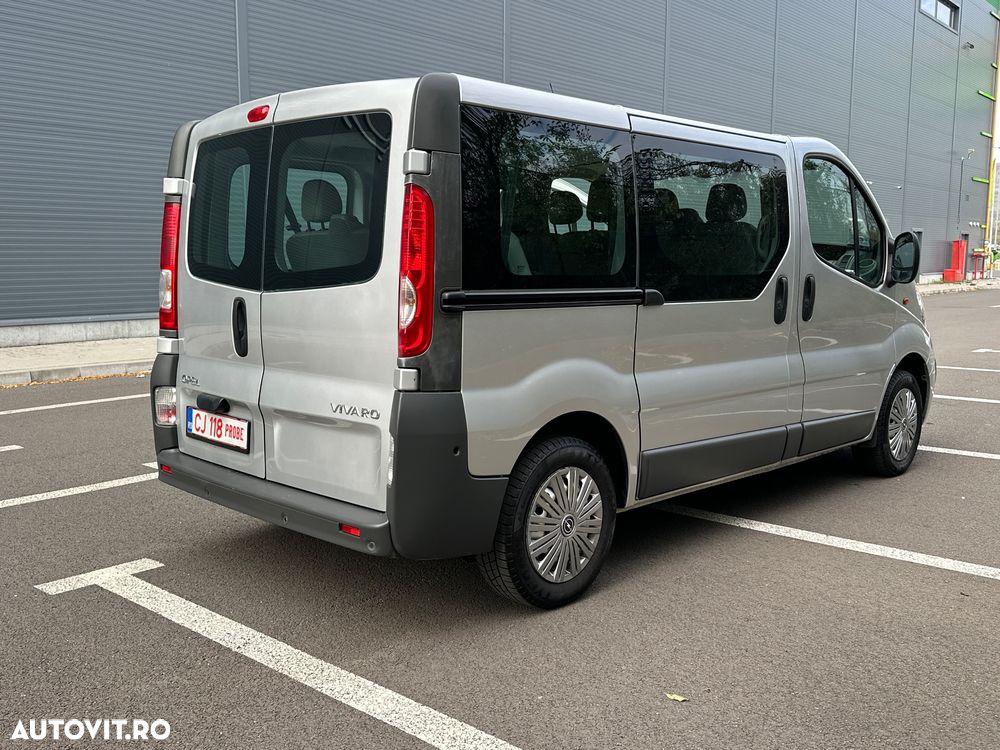 Opel Vivaro - 32