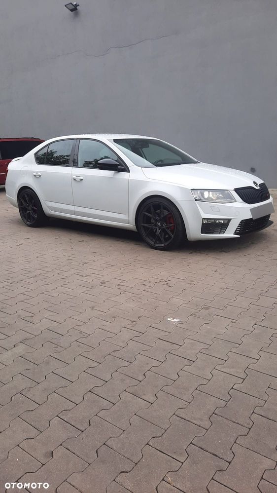 Skoda Octavia 2015 photo 2