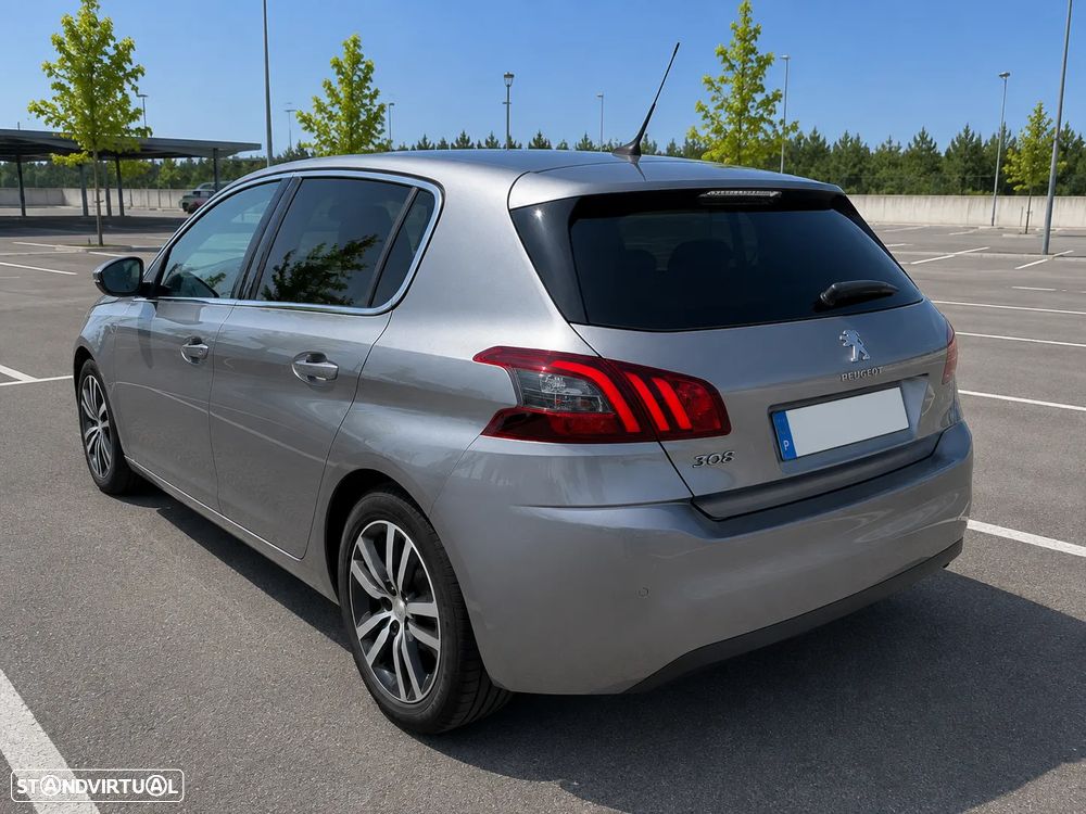 Peugeot 308 1.2 PureTech Allure Pack EAT8 - 6