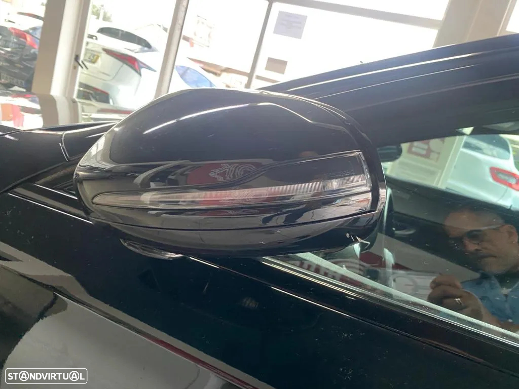 Mercedes-Benz E 220 d AMG Line - 45