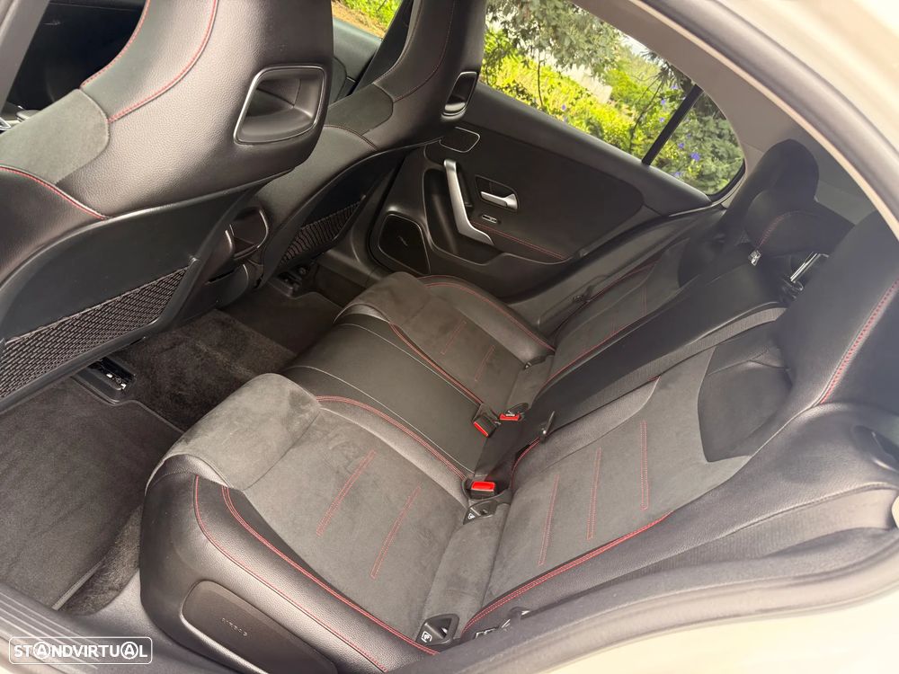 Mercedes-Benz A 180 d 7G-DCT AMG Line - 18
