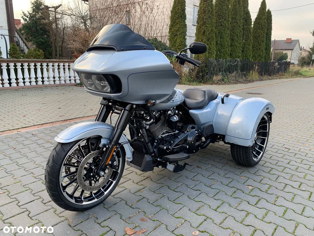 Harley-Davidson Tri Glide - 1