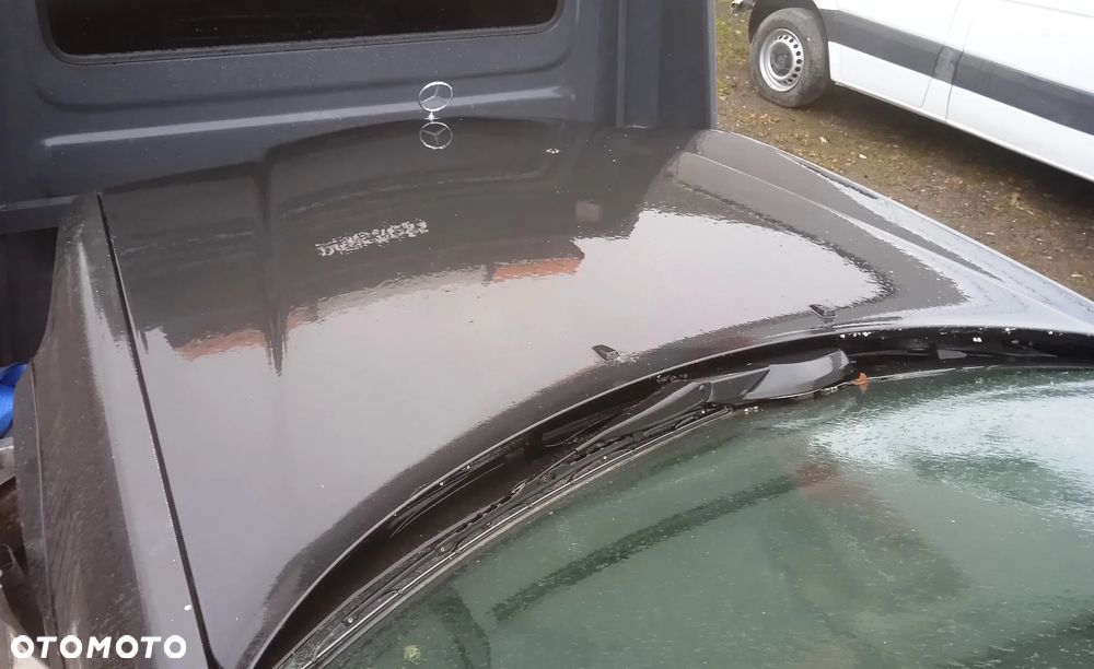 Na części Mercedes W124 sedan 2.0 D rozrusznik alternator amortyzator zawieszenie szyba hak lampa grill alufelgi - 2