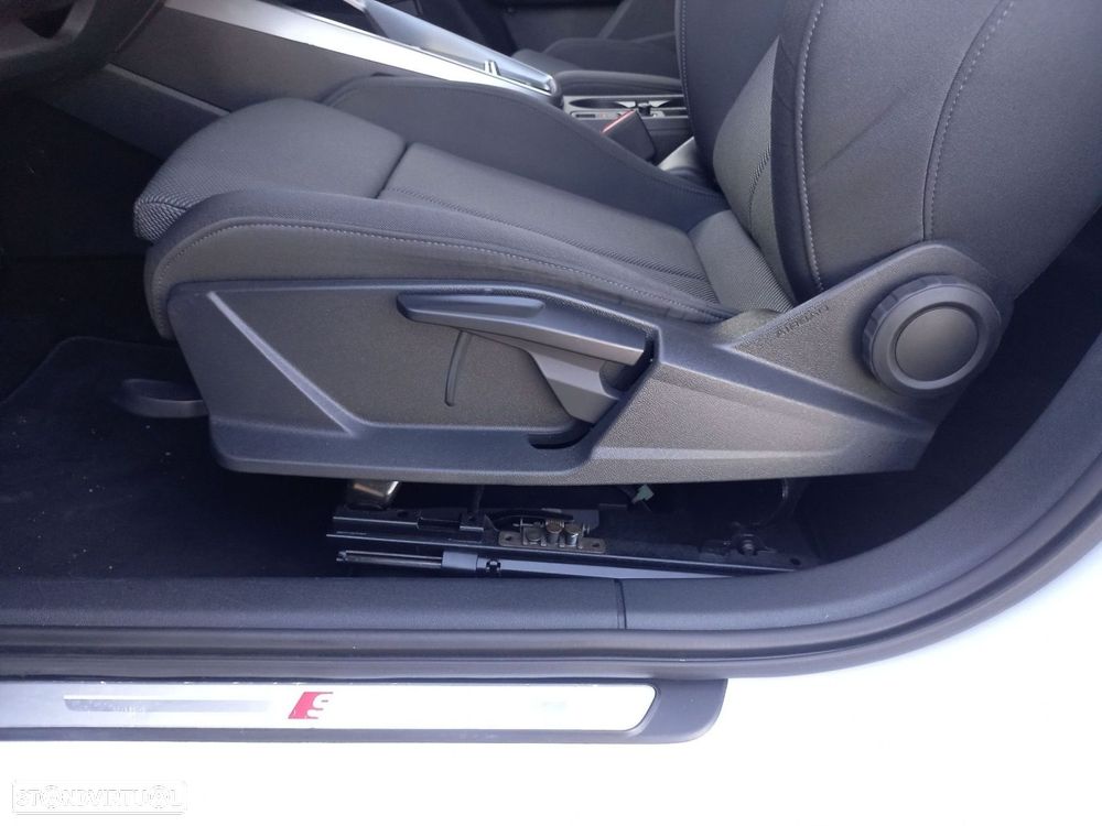 Audi A3 Limousine 30 TFSI S line S tronic - 13