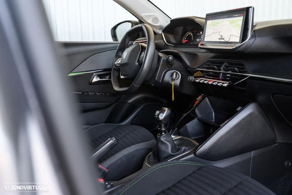 Peugeot 208 1.2 PureTech Active - 52