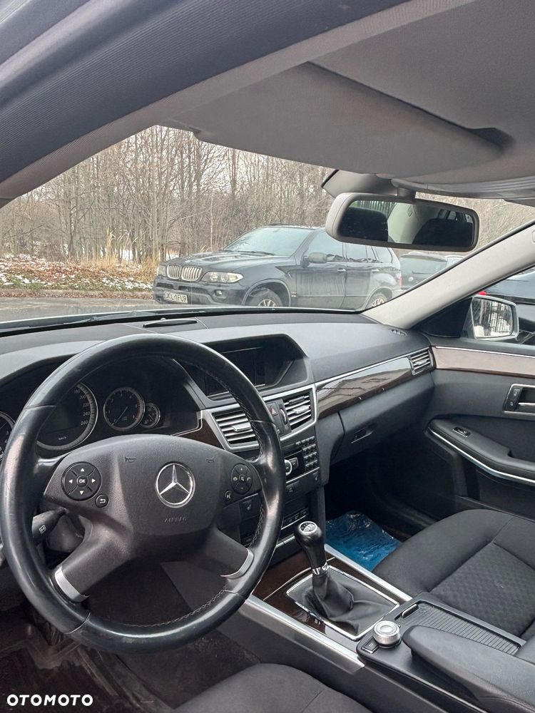 Mercedes-Benz Klasa E 250 CDI DPF BlueEFFICIENCY - 4