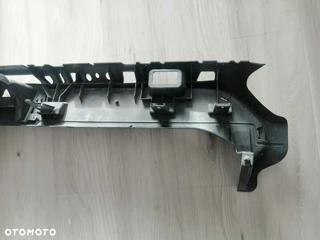 Wzmocnienie zderzaka Ford Transit Courier od 2014 do 2018 roku - 4