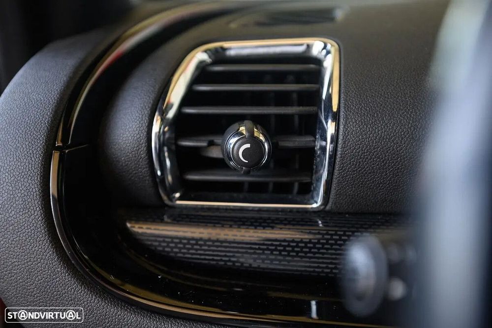 MINI Clubman Cooper D Classic Auto - 39