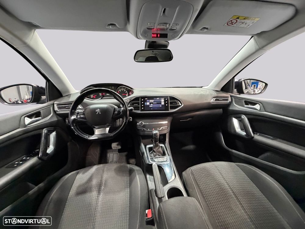 Peugeot 308 - 17