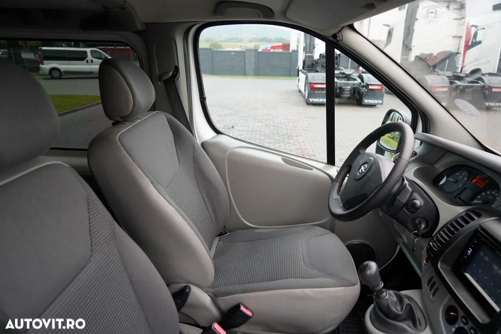 Opel VIVARO / MICROBUZ / 9 LOCURI / REVIZUIT / - 21