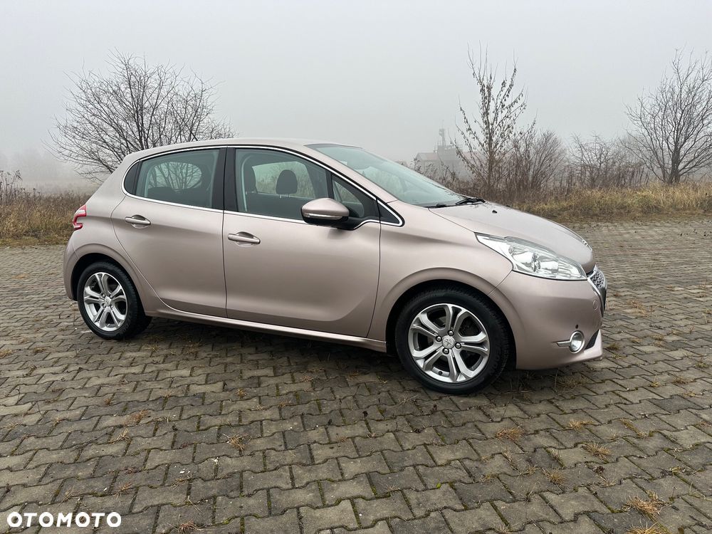 Peugeot 208 1.6 VTi Allure - 2