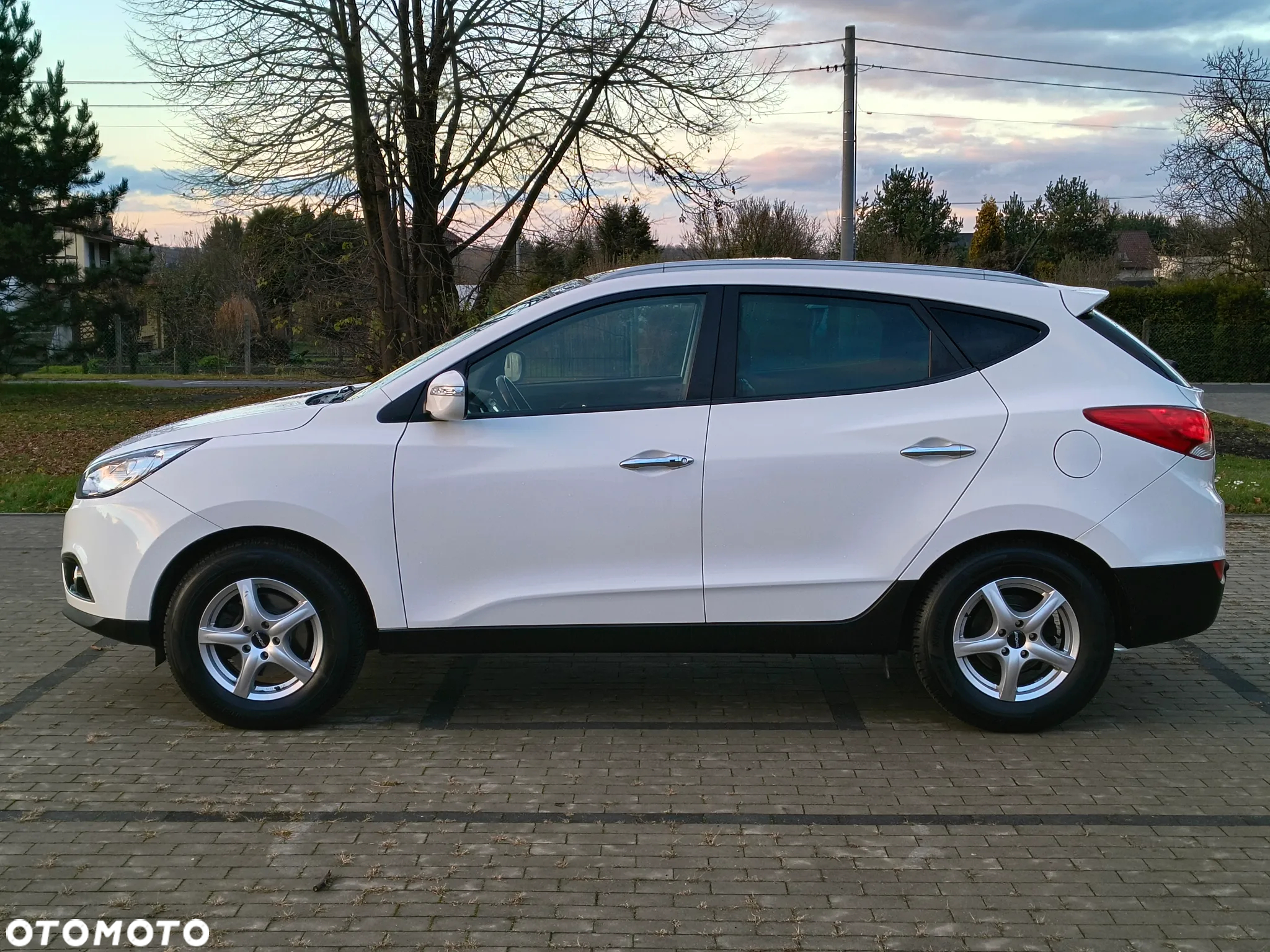 Hyundai ix35 2.0 CRDi Premium 4WD - 2