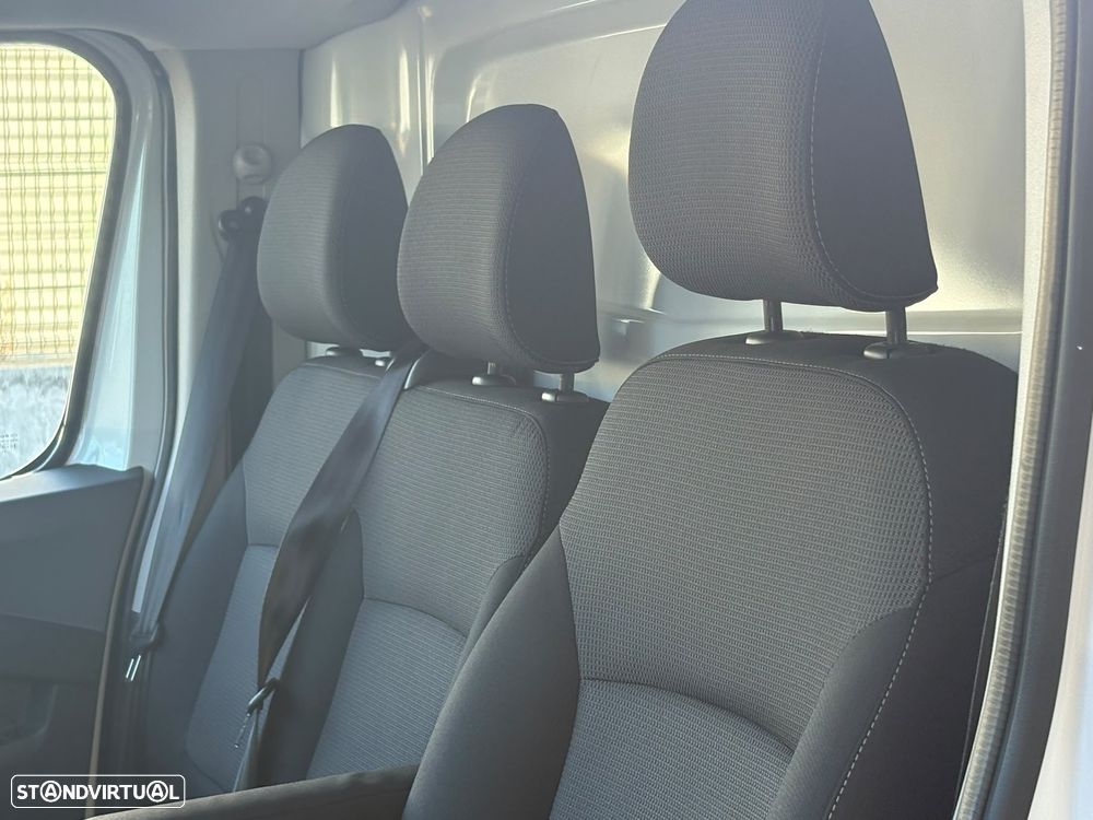 Renault Trafic 2.0 Blue dCi L1H1 130cv - 6