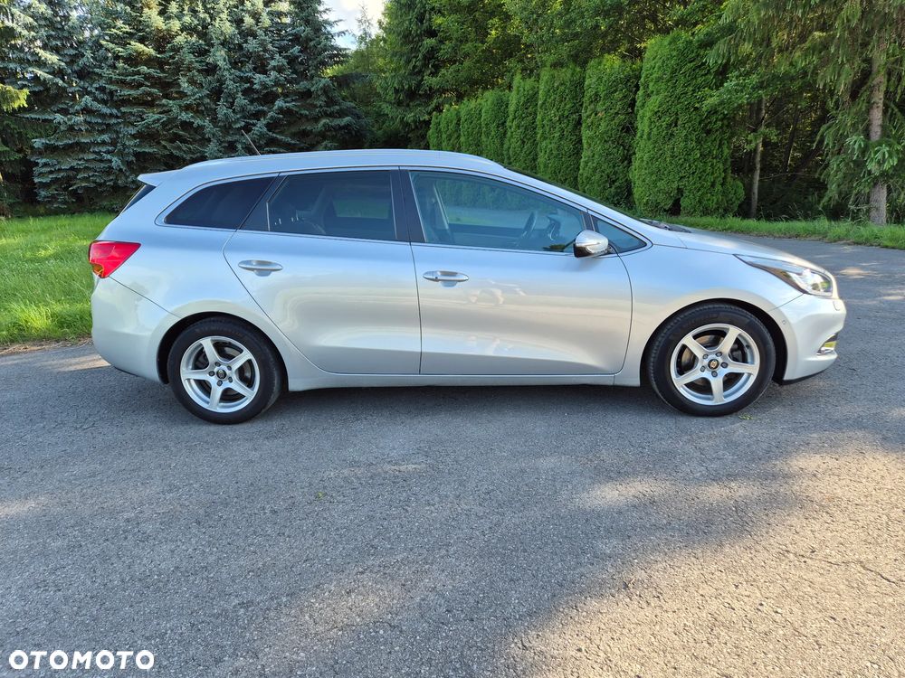 Kia Ceed - 5