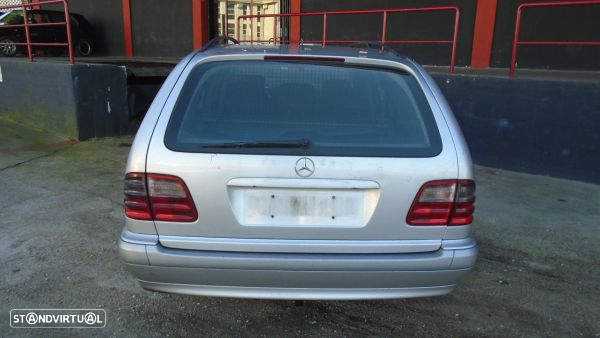 Para Peças Mercedes-Benz E-Class (W210) - 4