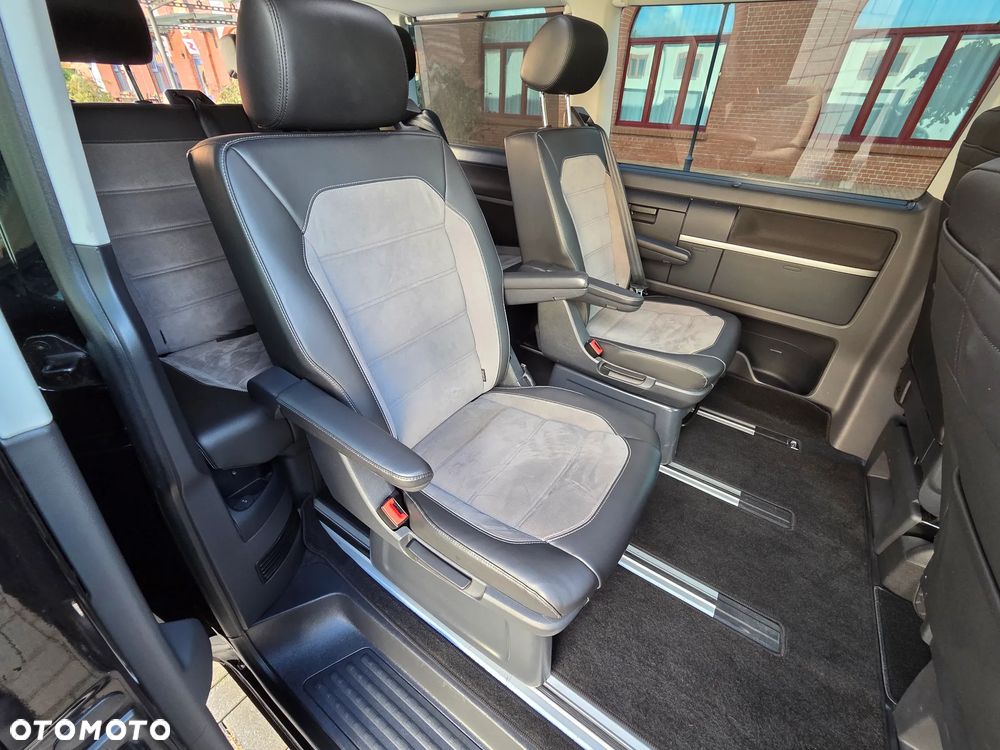 Volkswagen Multivan - 27