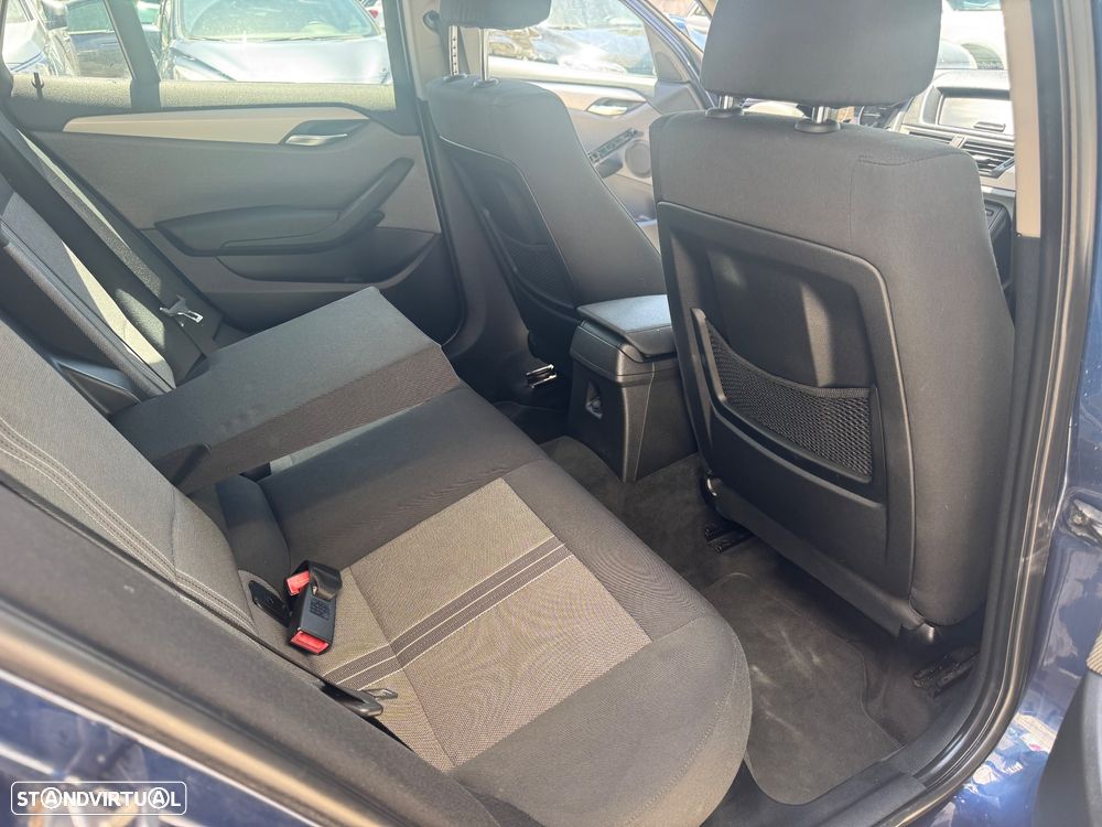 BMW X1 18 d sDrive - 11