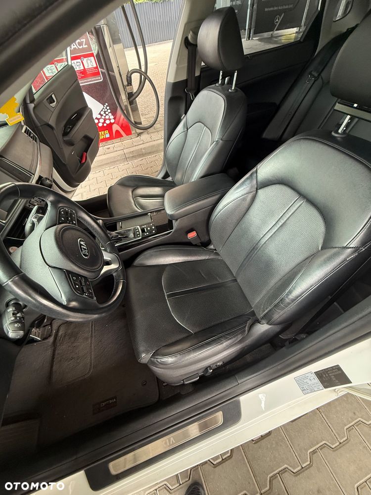 Kia Optima 1.7 CRDI XL DCT - 4