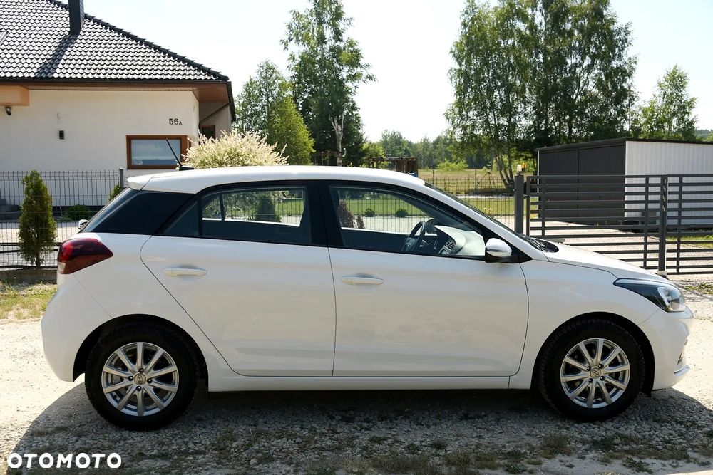 Hyundai i20 1.2 Fifa World Cup Edition - 10