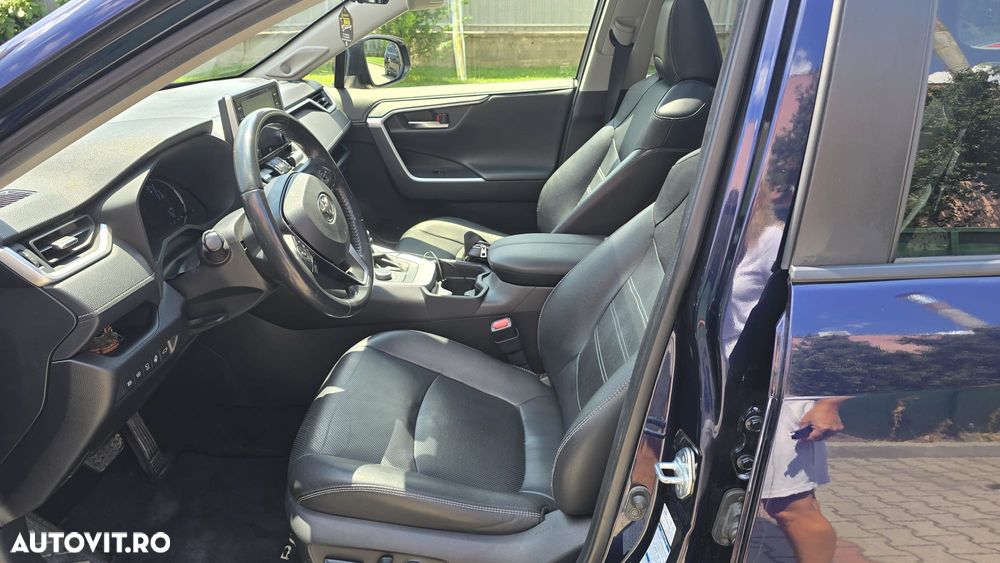 Toyota RAV4 - 7