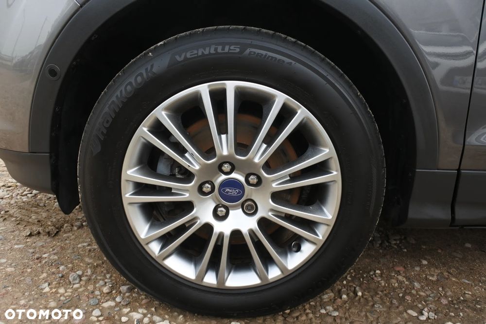 Ford Kuga 2.0 TDCi 2x4 Titanium - 24