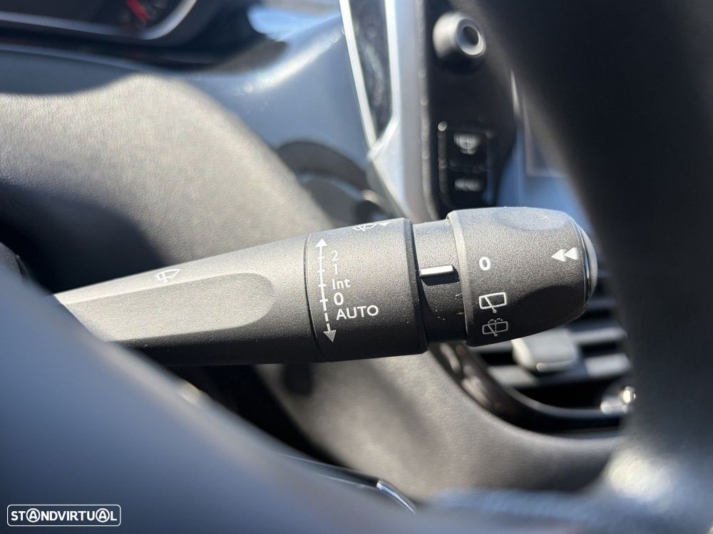 Peugeot 208 1.2 VTi Active - 11