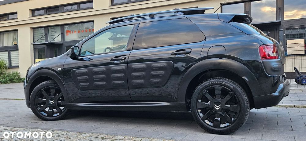 Citroën C4 Cactus 1.2 PureTech Shine Edition S&S - 28