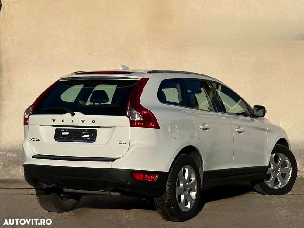 Volvo XC 60 D3 Aut. Summum - 3