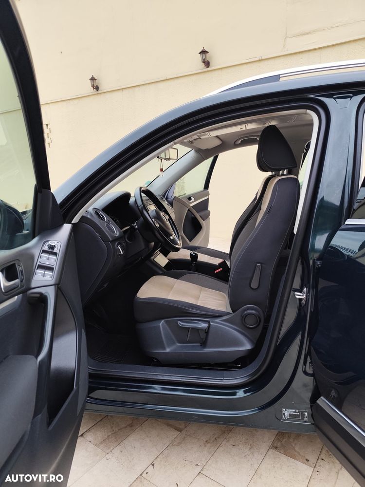 Volkswagen Tiguan - 5