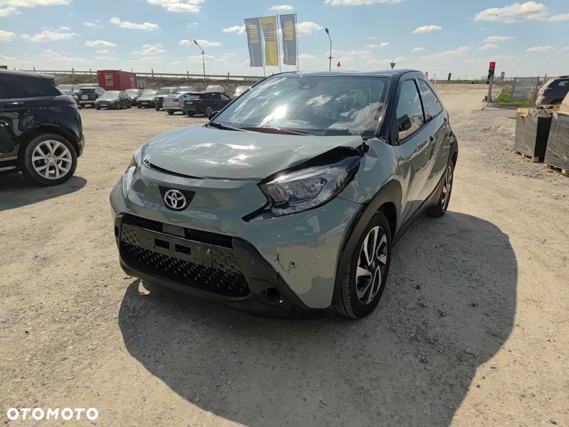 Toyota Aygo X 1.0 VVT-i Color Edition X-shift - 23