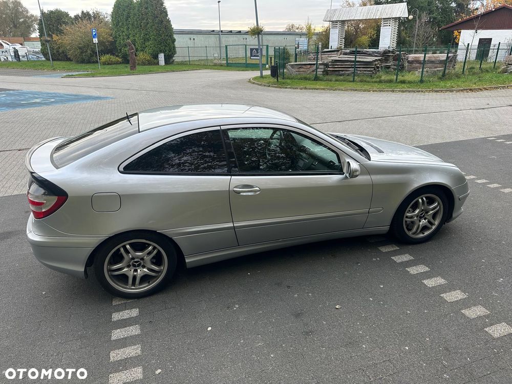 Mercedes-Benz Klasa C - 24