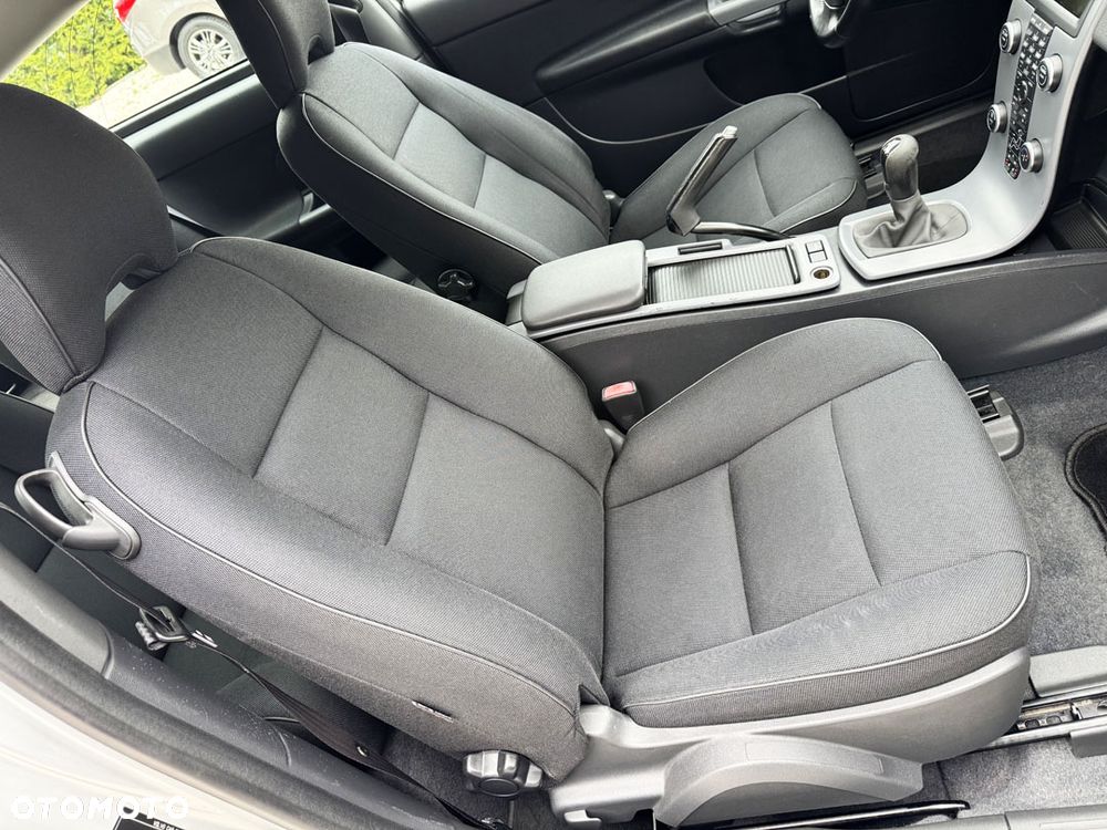 Volvo C30 1.6D DRIVe Start/Stop Momentum - 34