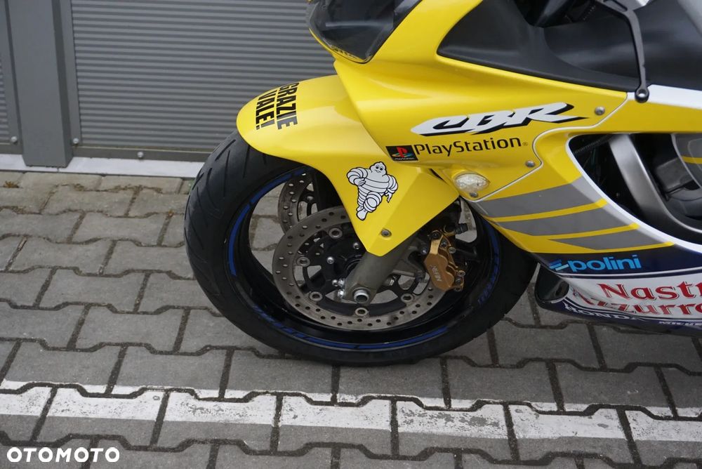 Honda CBR - 13