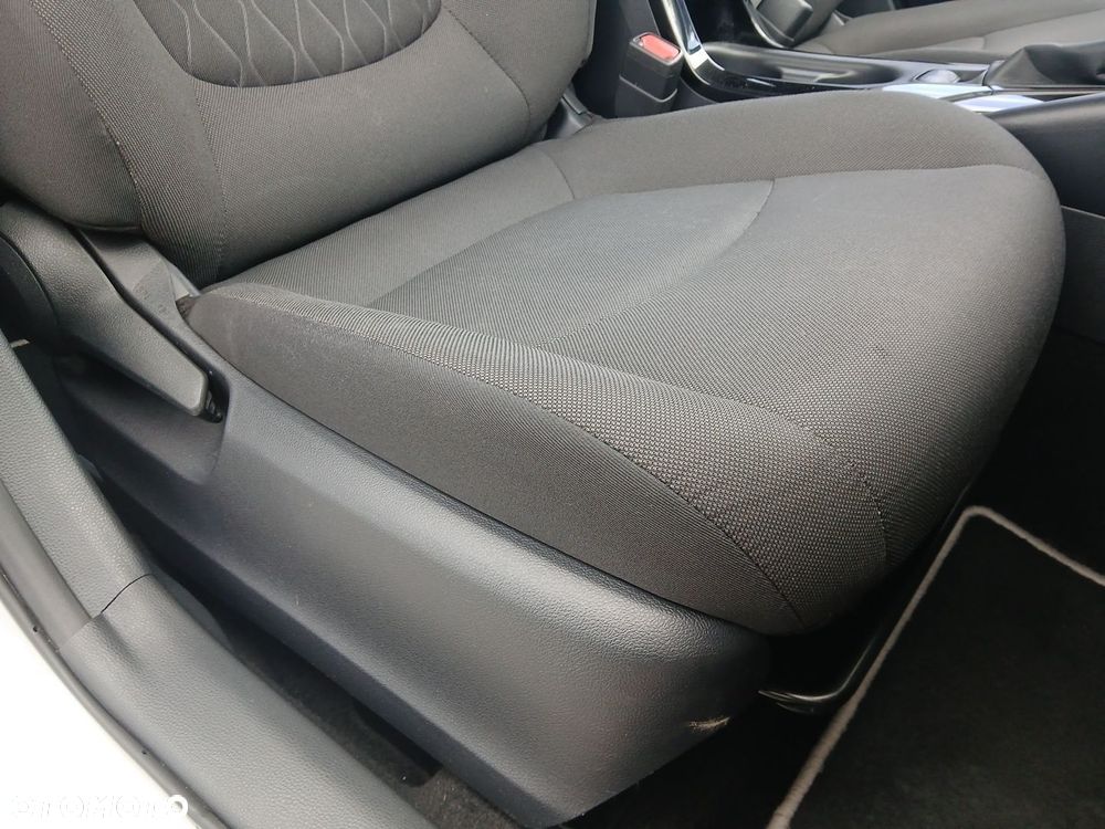 Toyota Corolla 1.8 Hybrid Comfort - 41