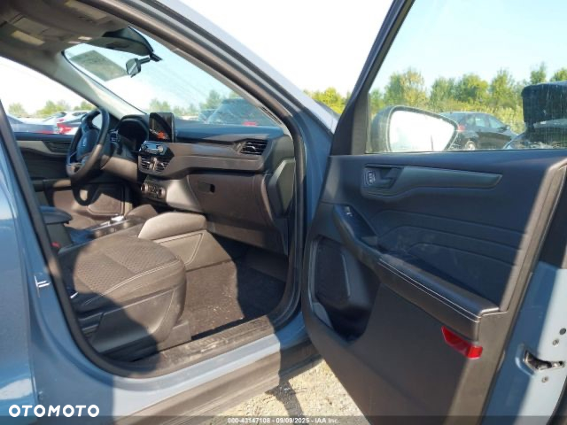 Ford Kuga 1.5 EcoBoost TITANIUM - 15