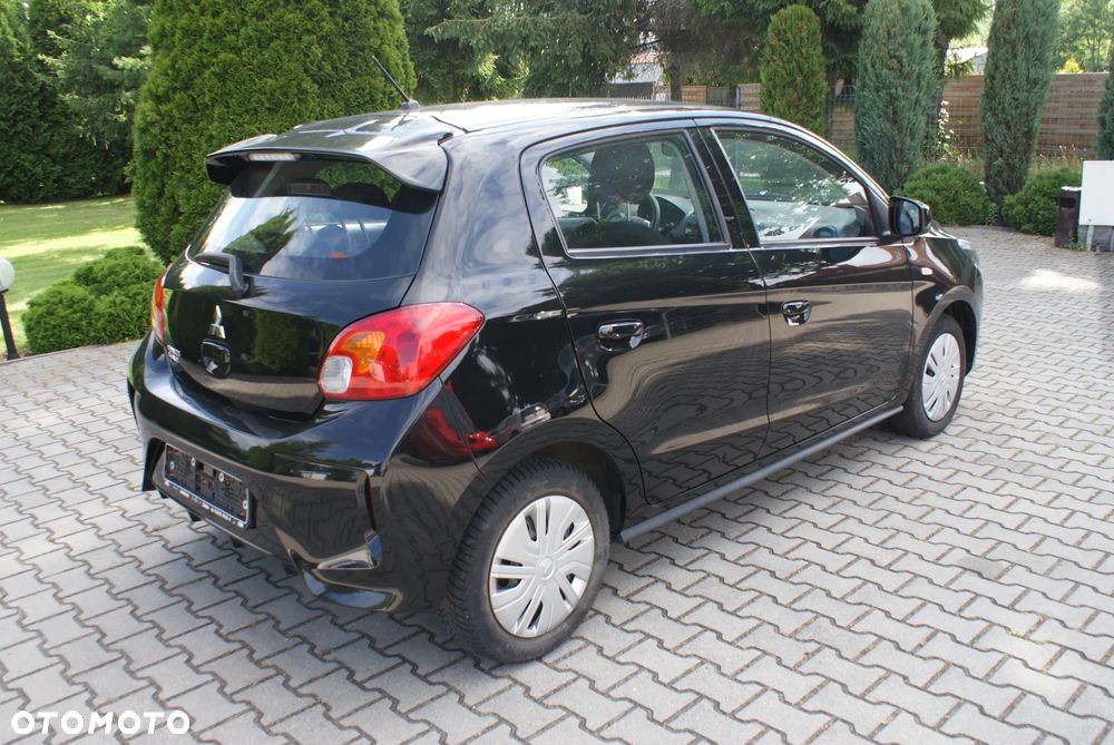 Mitsubishi Space Star - 11