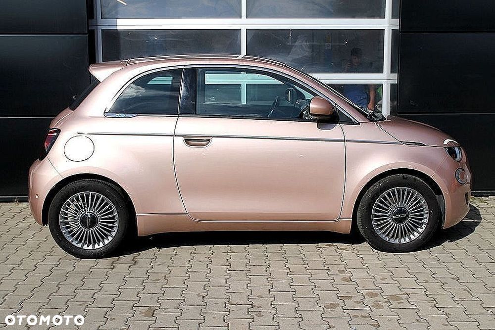 Fiat 500e - 15