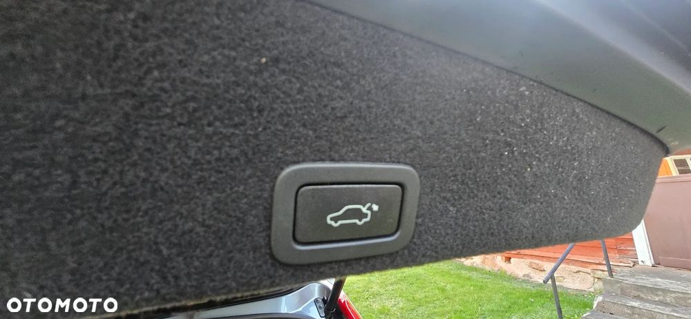 Volvo XC 60 D4 RDesign - 24