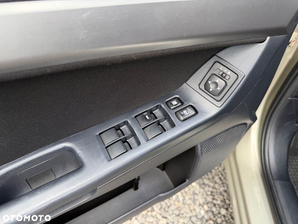 Mitsubishi Lancer 1.6 Intense - 14