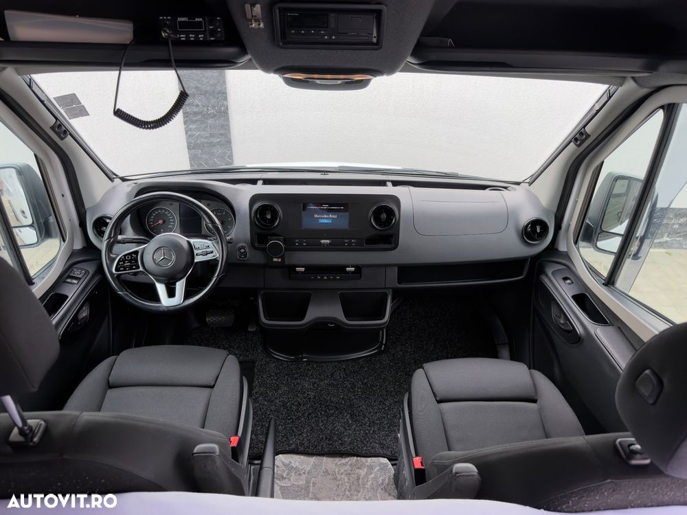 Mercedes-Benz Sprinter - 7