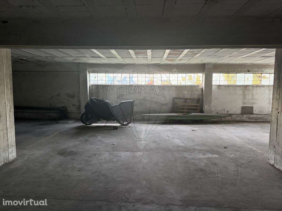 Garagem  para venda - Grande imagem: 2/3
