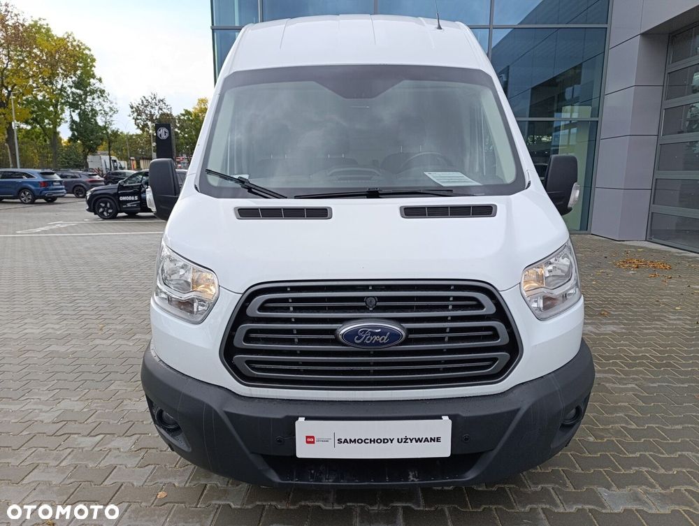 Ford transit trend - 3