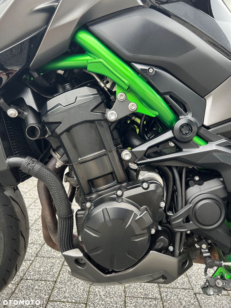 Kawasaki Z 900 - 24