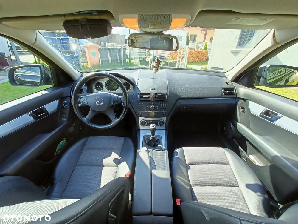 Mercedes-Benz Klasa C 180 Kompressor Avantgarde - 13