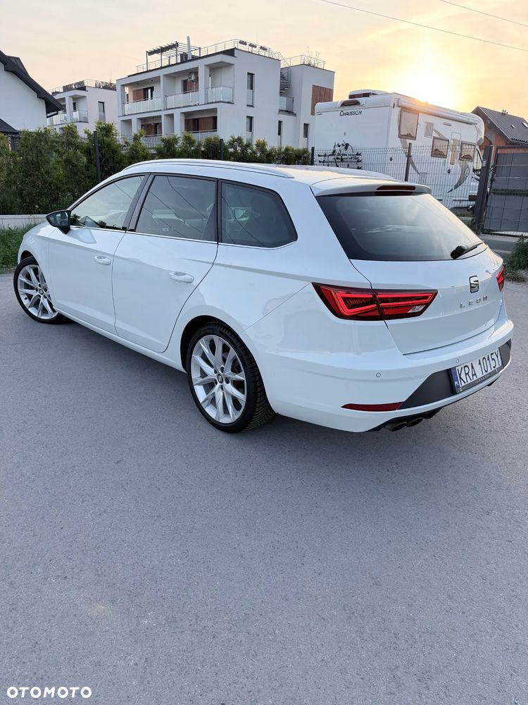 Seat Leon 1.8 TSI FR Black S&S DSG - 8