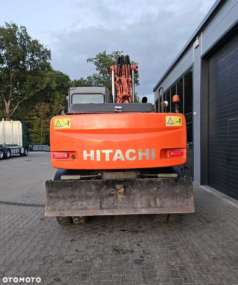 Hitachi ZX160W - 4