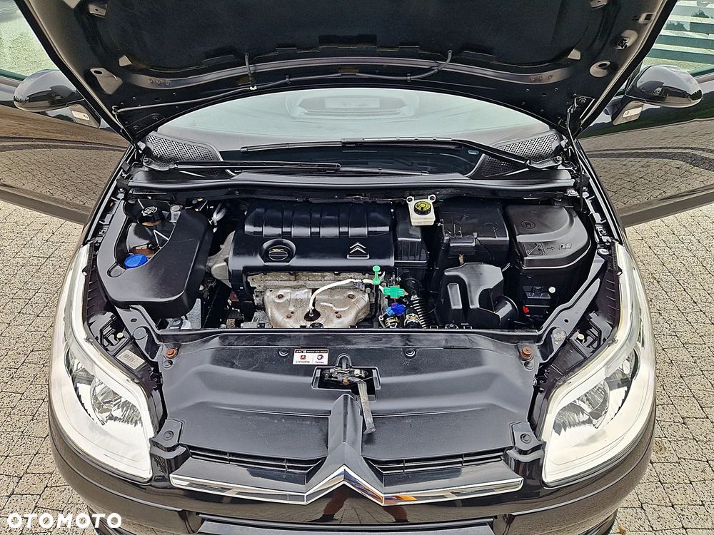 Citroën C4 1.4 16V Advance - 22