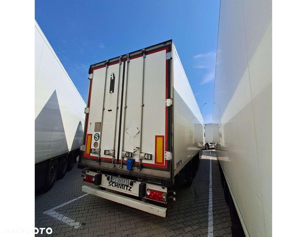 Schmitz Cargobull SKO FP 60 Carrier Vector 1550 - 6
