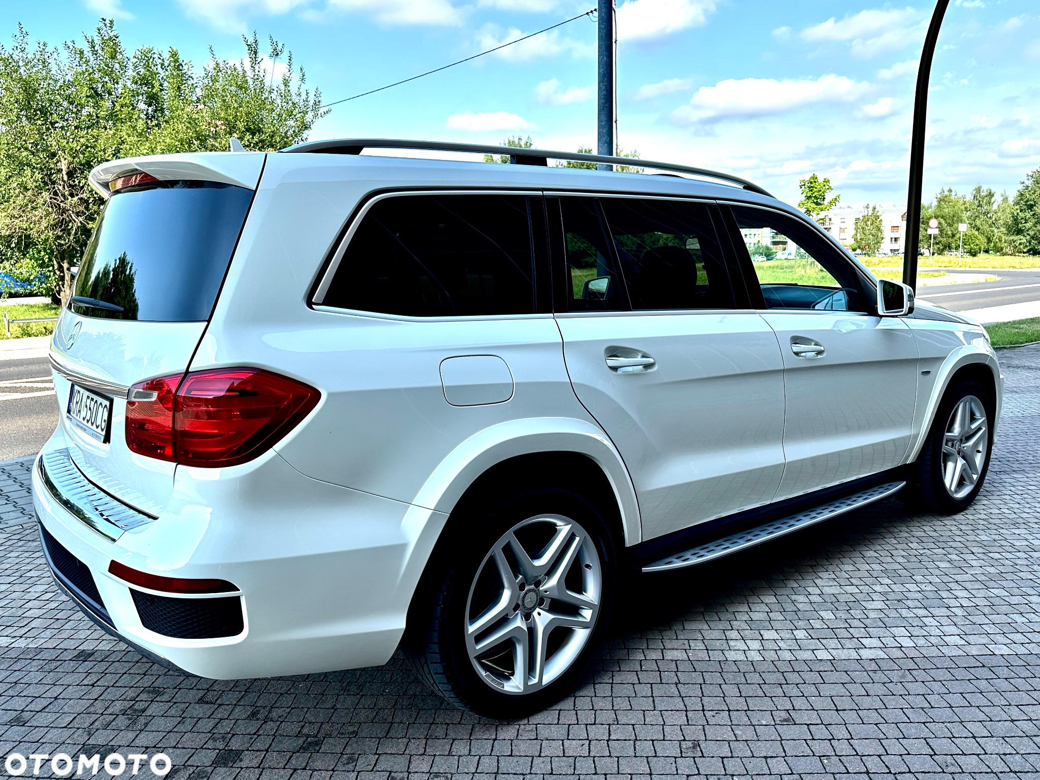 Mercedes-Benz GL 350 CDI BlueEff - 15