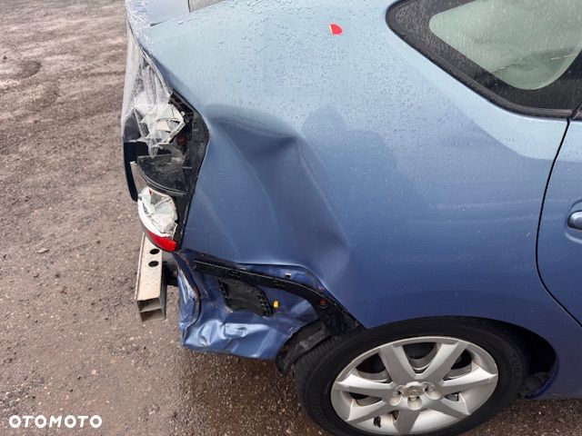 Toyota Prius 1.5 VVT-i Sol (nav) - 17